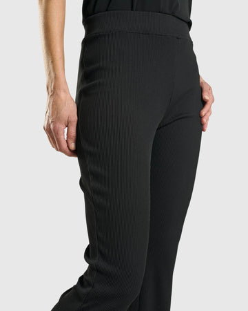 alembika-kick-flare-curator-hose-schwarz image 2
