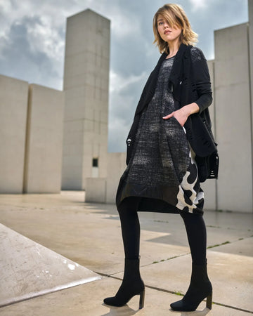 alembika-urban-marta-dress-fog-damen-kokon-kleid-mit-taschen image 8