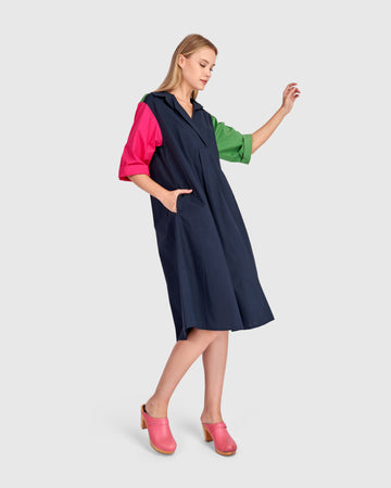 alembika-splash-popover-dress-navy-multi-a-linie-midi-baumwolle image 4