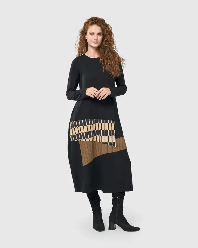 alembika-sycamore-cocoon-kleid-coffee-midi image 1