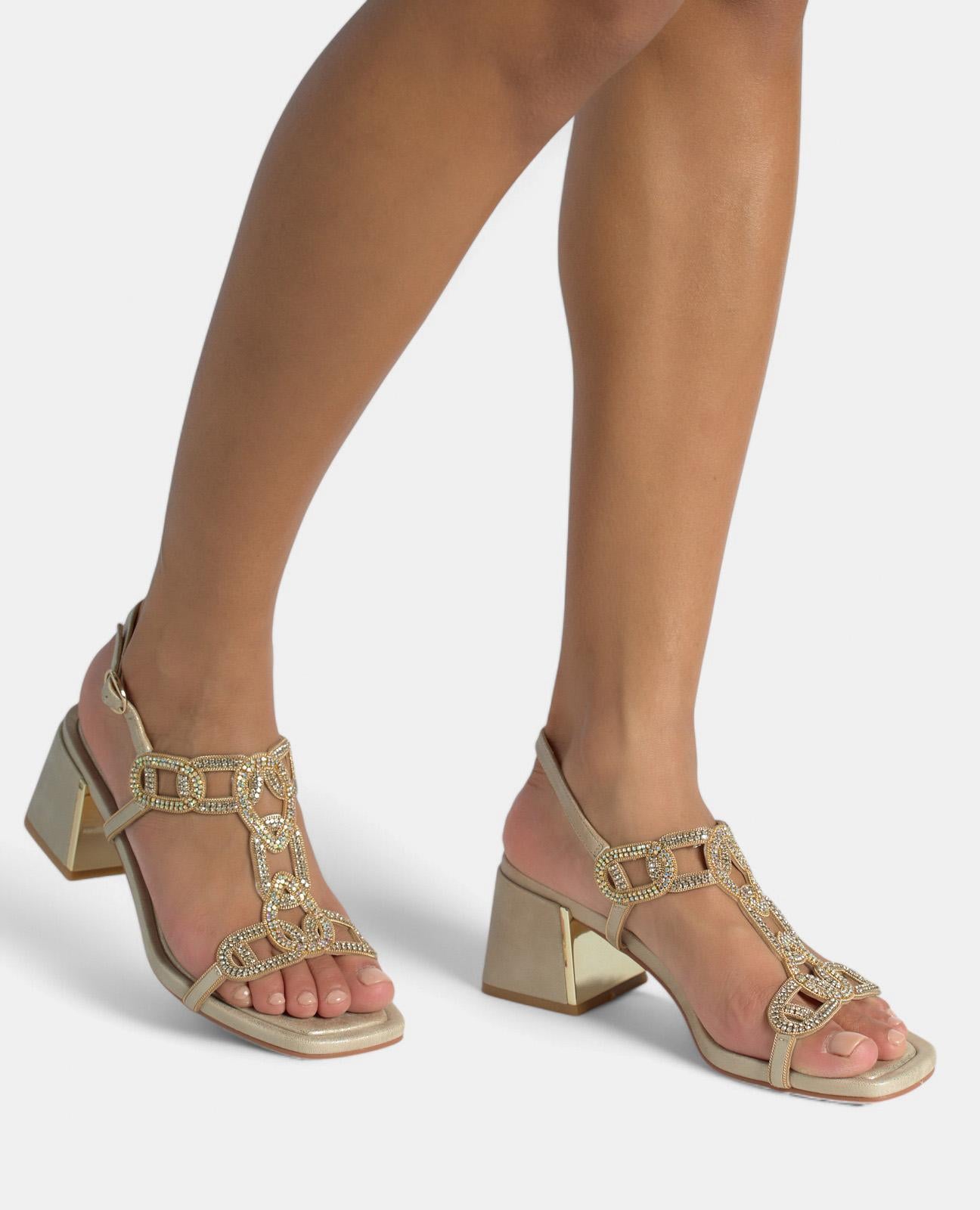 alma-en-pena-sandale-mit-strass-riemen-und-eckiger-zehe-gold image 4