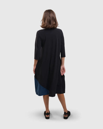 alembika-tekbika-katya-kleid-ocean-techno-strick image 7