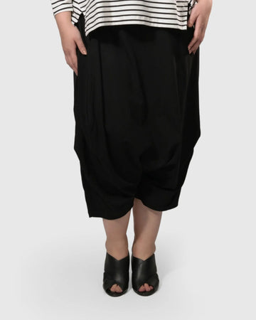 alembika-urban-crop-harem-pants-black-hose image 2