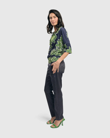 alembika-moku-draped-dolman-top-royal-green-floral-shirt image 7