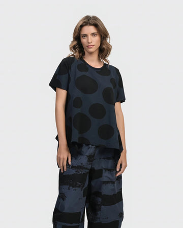 alembika-urban-juliana-relaxed-top-navy image 2