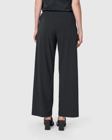 alembika-tp358p-audrey-straight-leg-pants-pinstripes-cropped-hose image 2
