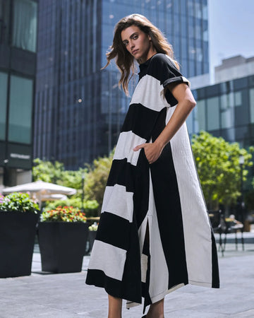 alembika-urban-rugby-stripe-maxikleid-white-black image 3