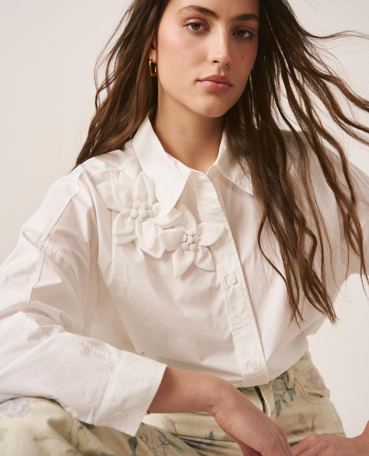 alma-en-pena-striped-shirt-flowers-gestreifte-bluse-wei-mit-blumen-detail image 1