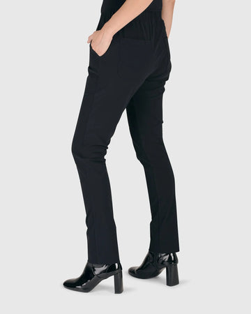 alembika-essential-tekbika-j-pocket-slim-pants-black-hose image 2