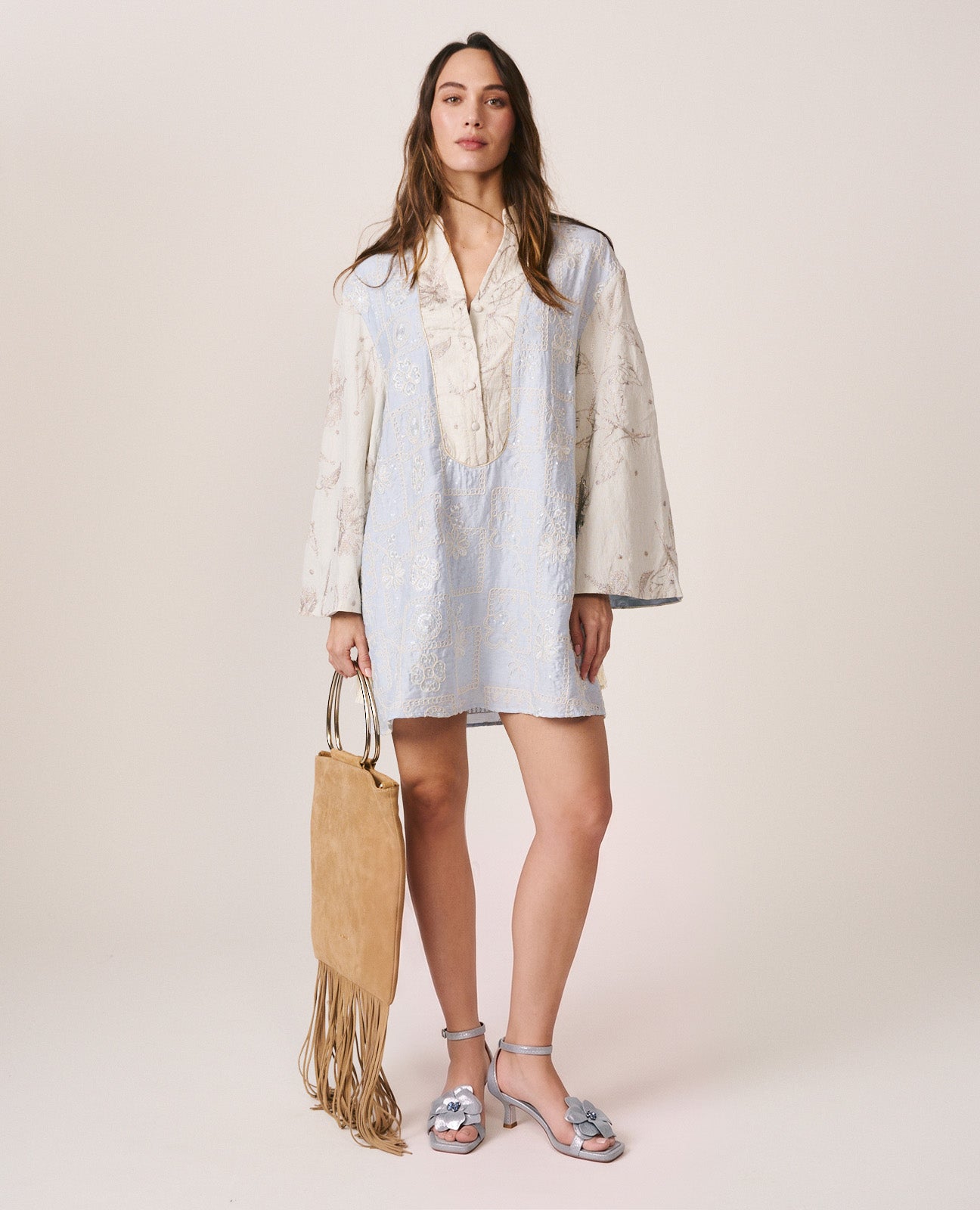 alma-en-pena-minikleid-bestickt-mit-pailletten-blau image 2