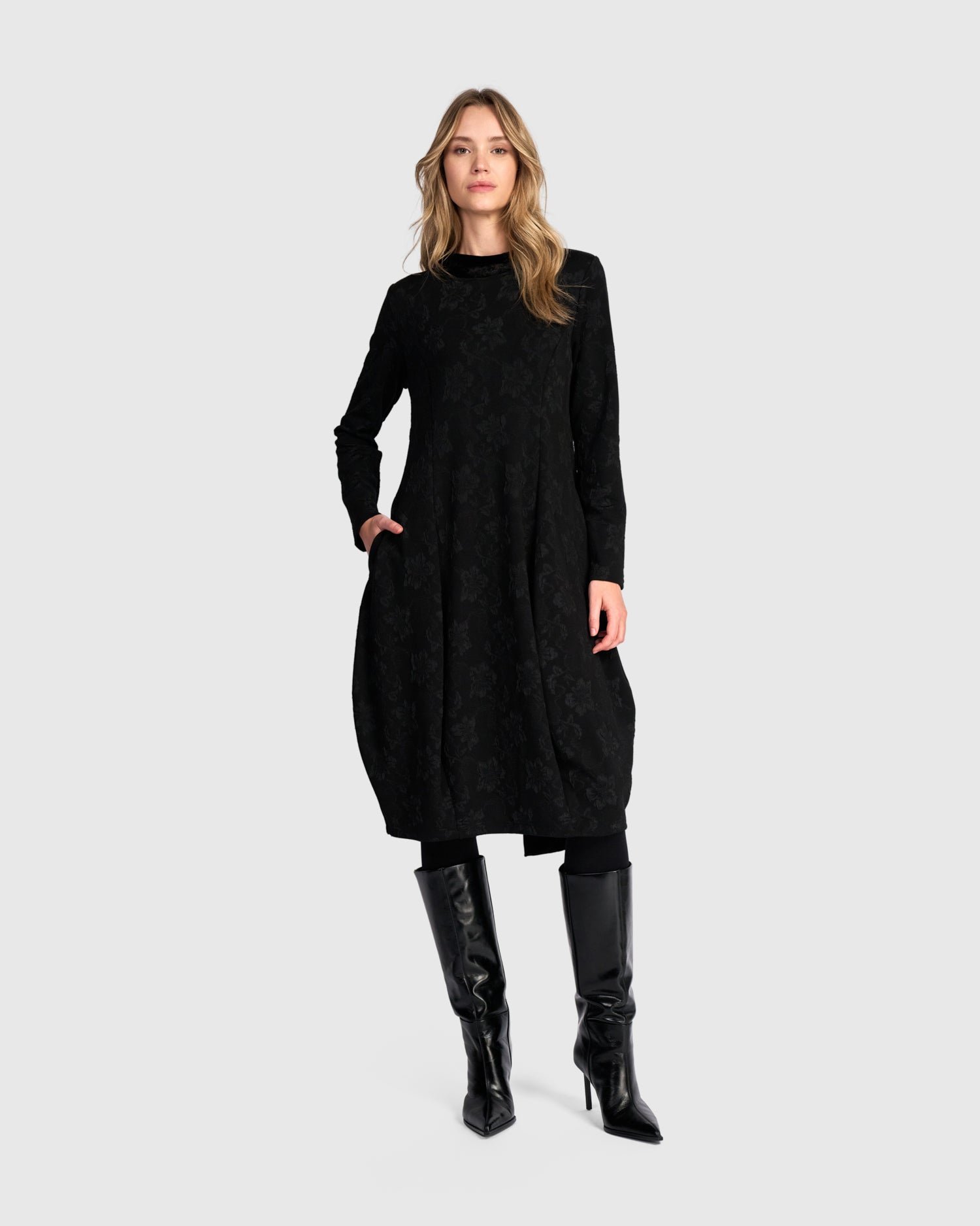 alembika-locket-dress-black-flora-cocoon-kleid image 5