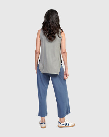 alembika-essential-cutaway-tank-top-saladine image 5