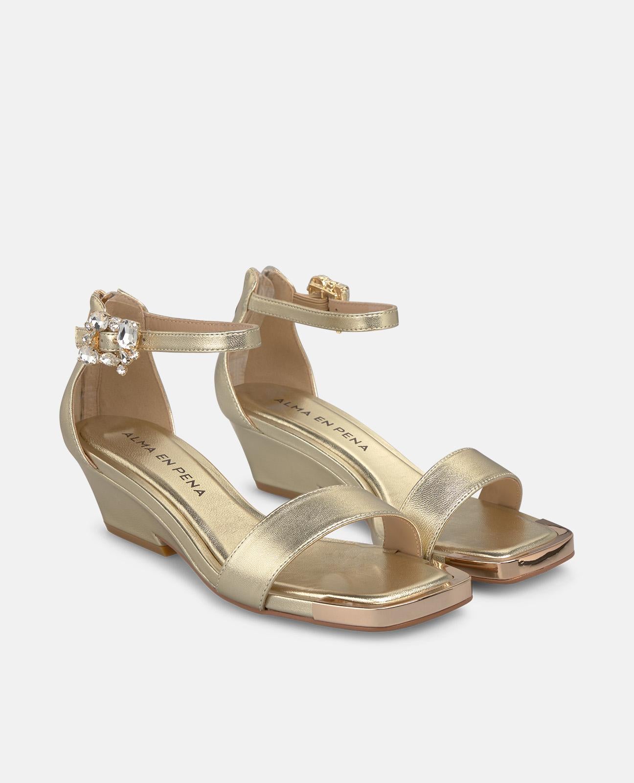 alma-en-pena-alfa-63008-riemensandale-gold-6-cm-blockabsatz image 2