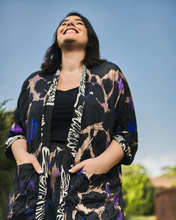 alembika-amethyst-crinkle-kimono-jacke-multi image 2