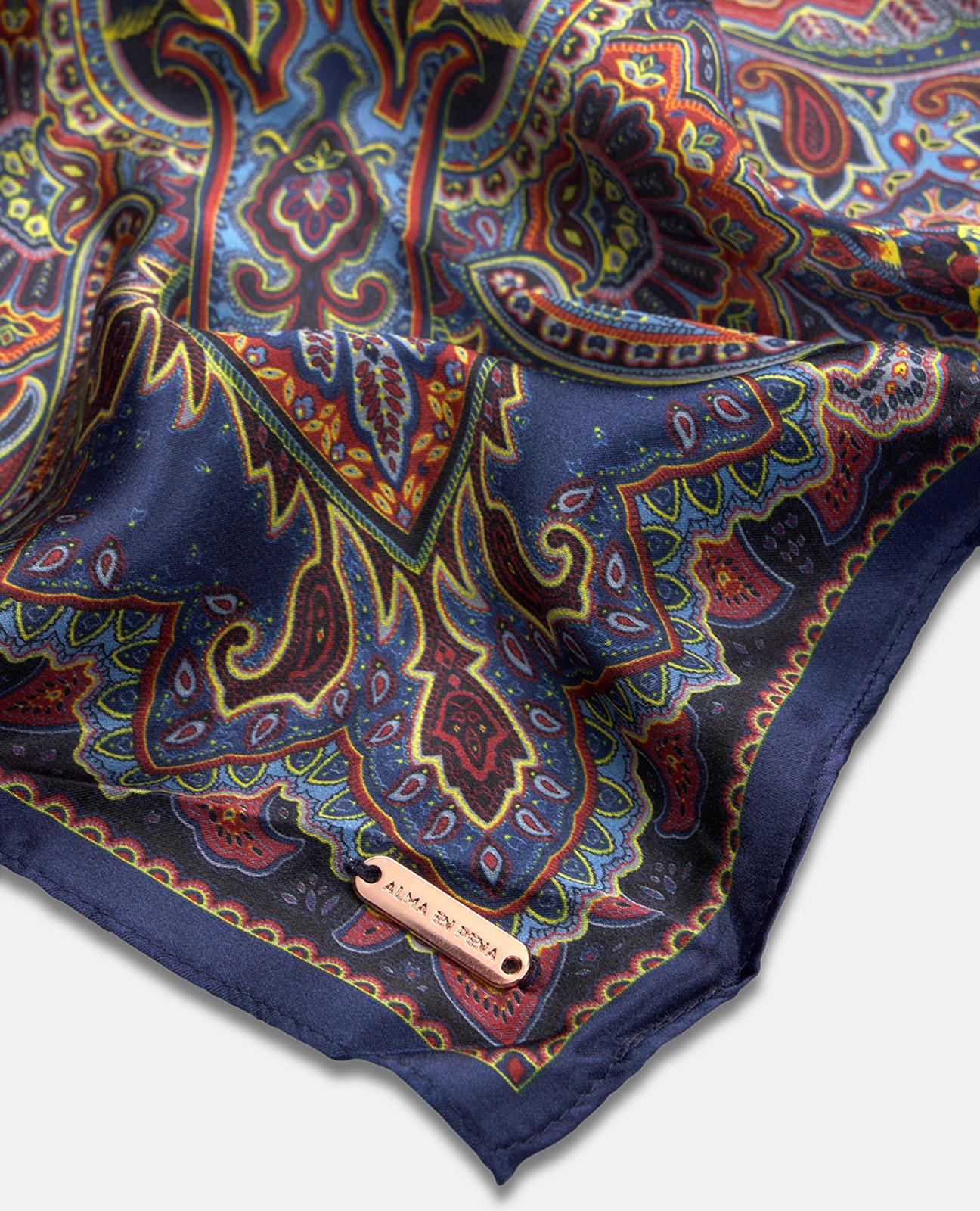 alma-en-pena-bandana-tuch-quadratisch-mit-symmetrischem-print-blau image 4