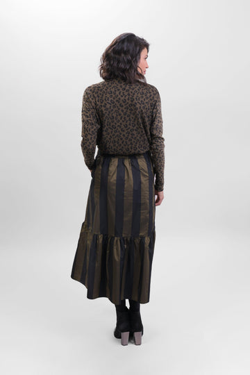 alembika-chiu-mockneck-top-moss-leo image 3