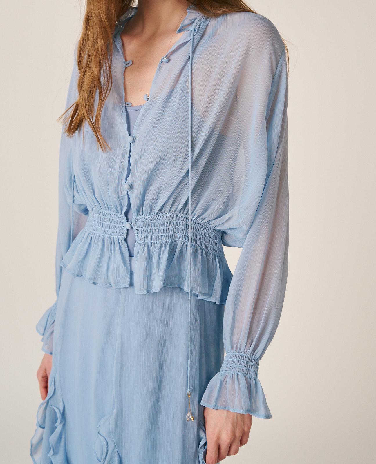 alma-en-pena-bluse-langarm-chiffon-hellblau-mit-r-schen-und-knopfleiste image 6