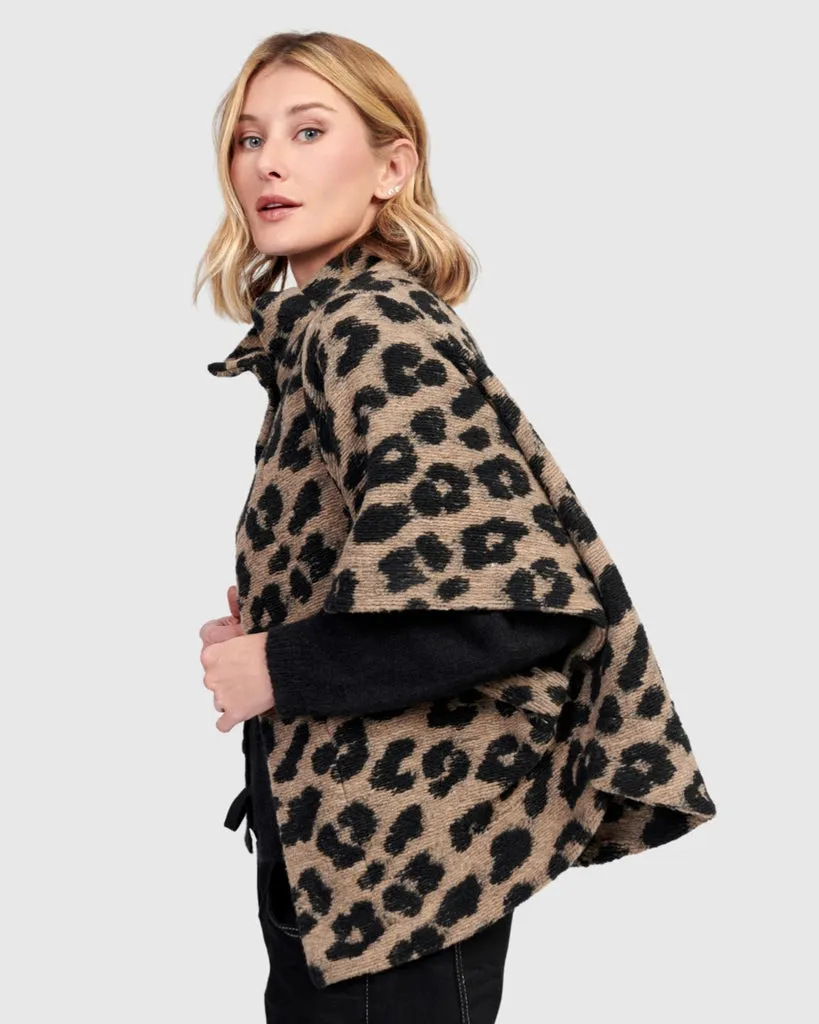 alembika-panthera-cozy-cropped-jacke-leopard image 1