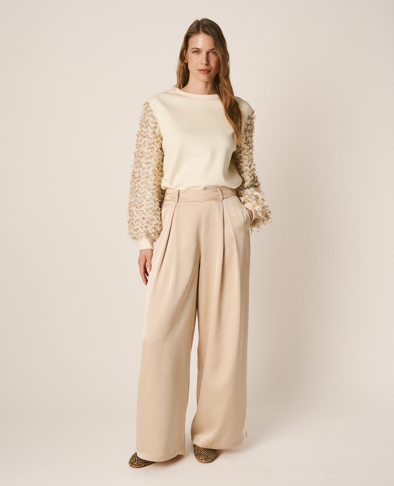 alma-en-pena-puffed-sleeve-sweatshirt-sweatshirt-mit-puff-rmeln-in-wei image 2