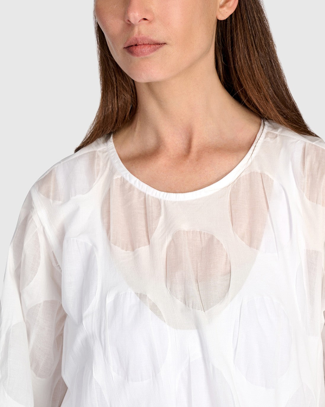 alembika-lucent-oversized-kleid-sheer-white-maxi image 3