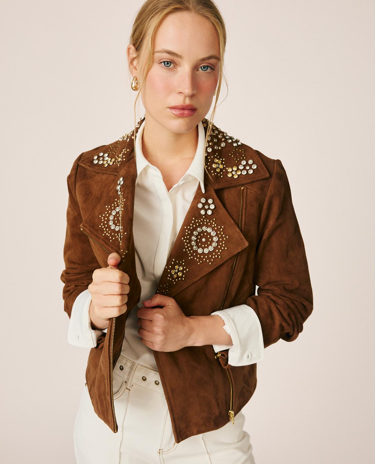 alma-en-pena-cross-over-wildlederjacke-braune-bikerjacke-mit-nieten image 5