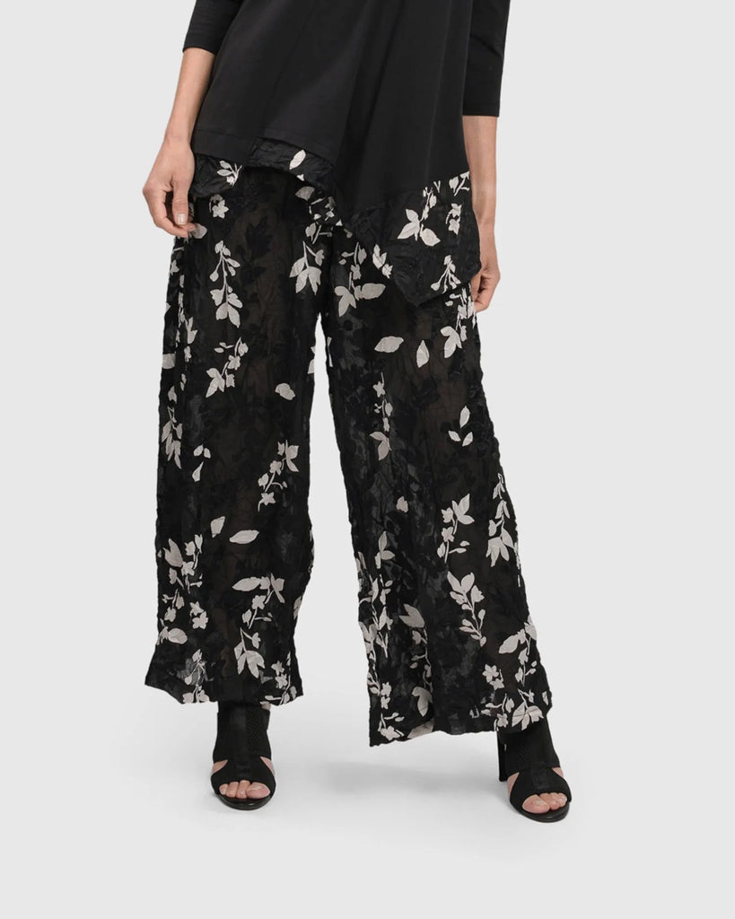 alembika-cultured-club-palazzo-hose-damen-leaves image 1