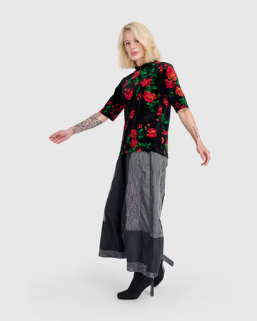 alembika-aria-velvet-mockneck-shirt-roses image 4