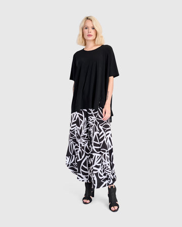 alembika-essential-trapeze-pullover-tee-black-damen-a-linie-shirt image 4