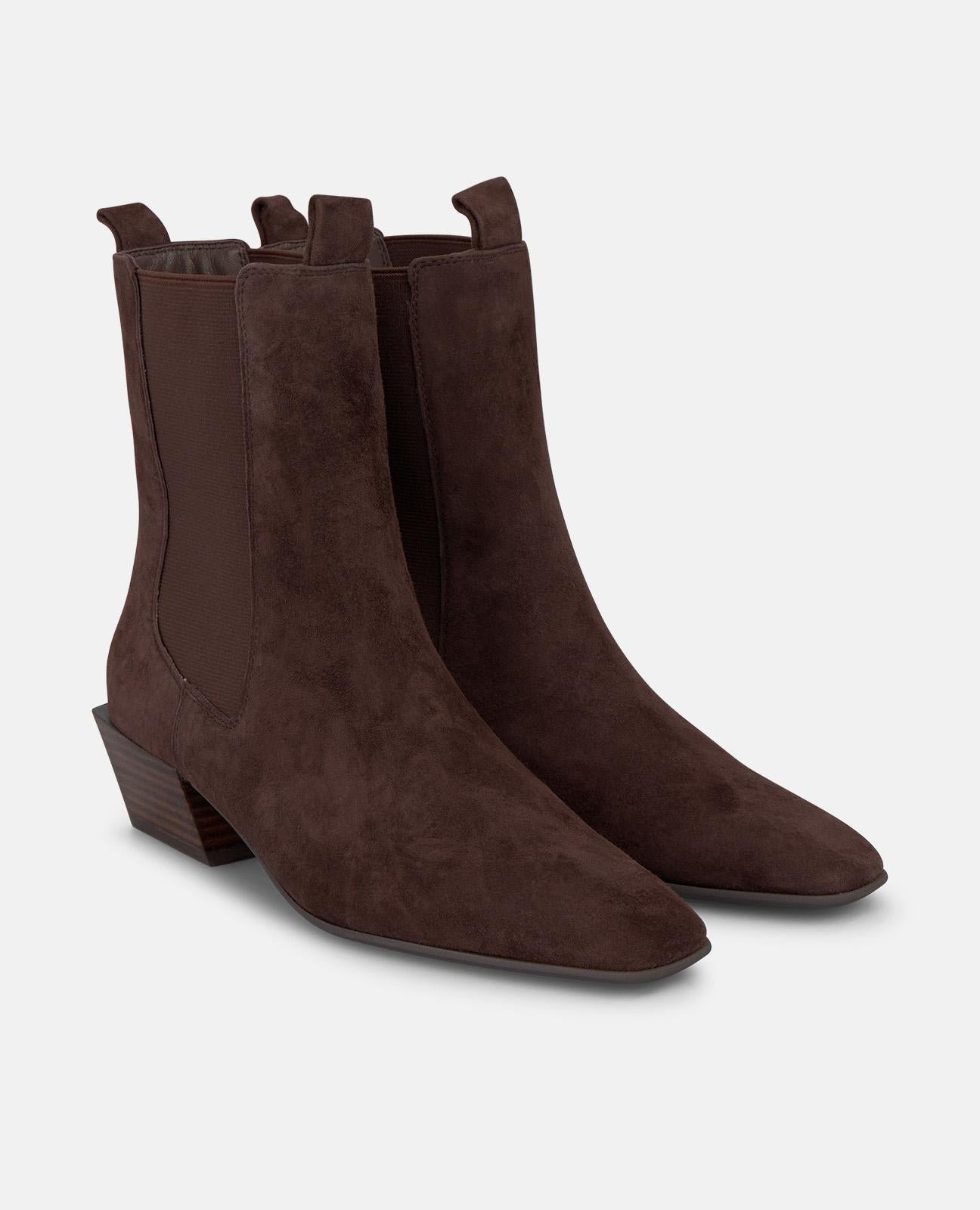 alma-en-pena-chelsea-patent-stiefelette-mit-blockabsatz image 2