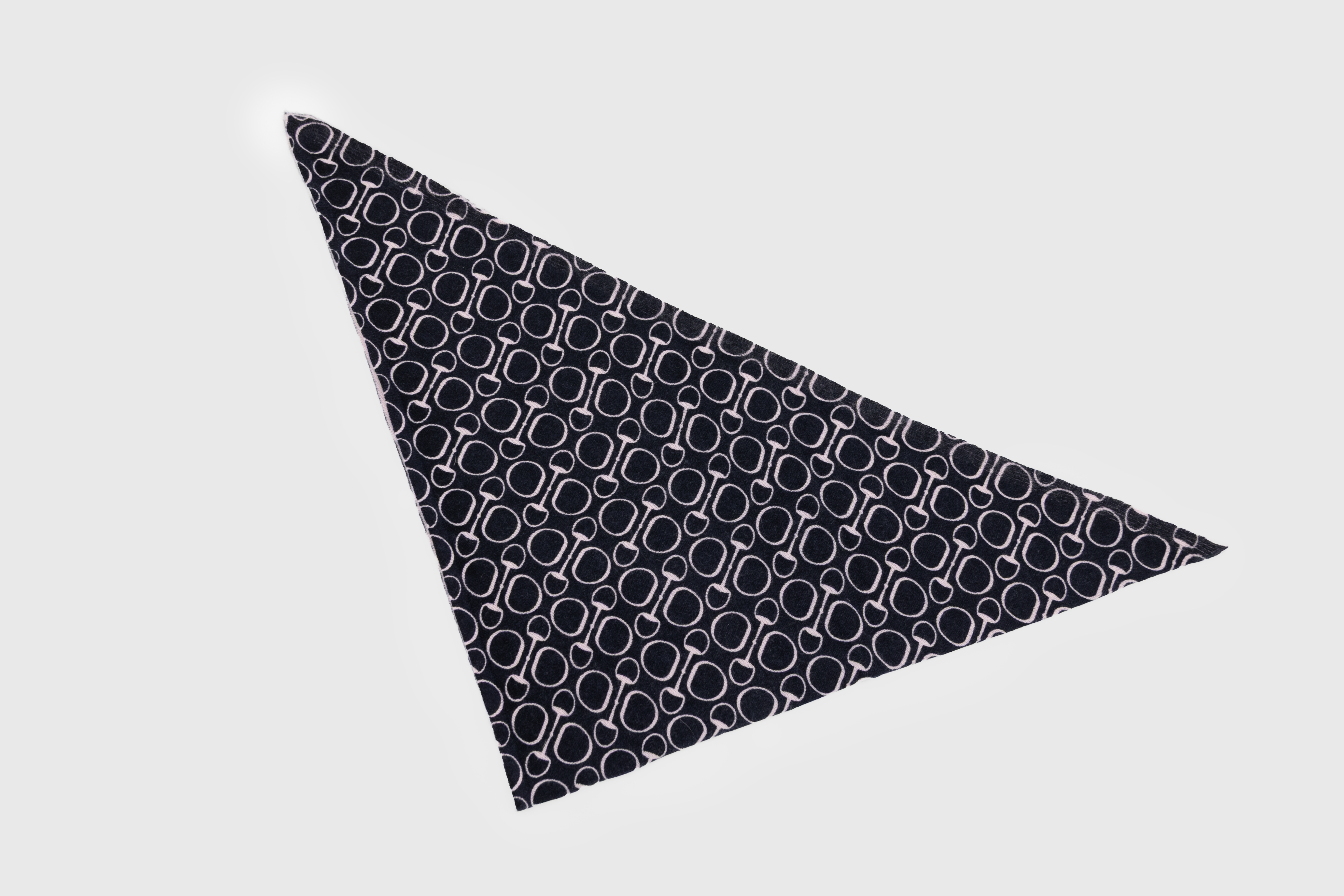 absolut-heritage-dreieckstuch-charpe-kaschmir-damen-navy-print image 2