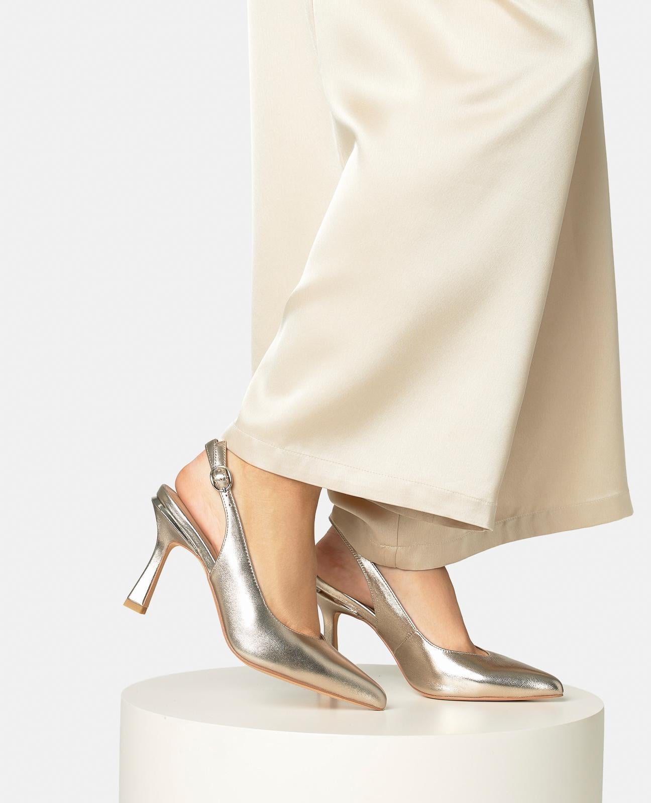alma-en-pena-slingback-pumps-bronze-metallic-9-cm image 5