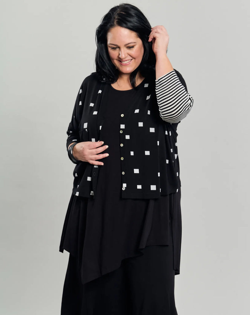 alembika-skylar-crop-cardigan-squares image 1