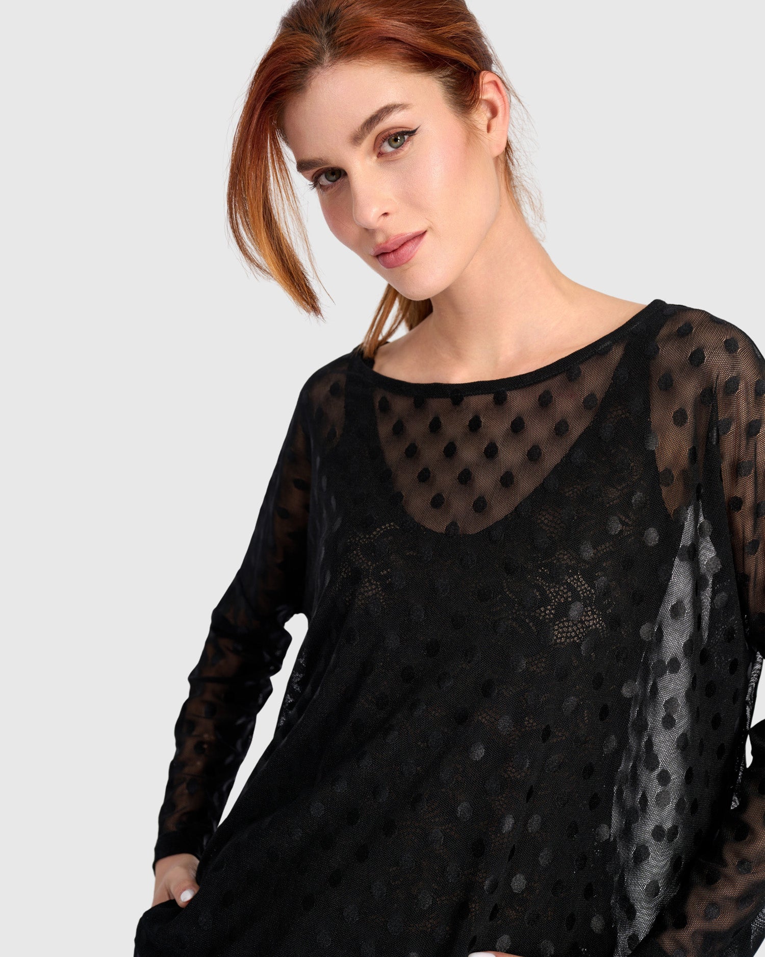 alembika-umbral-boxy-top-black-mesh image 7