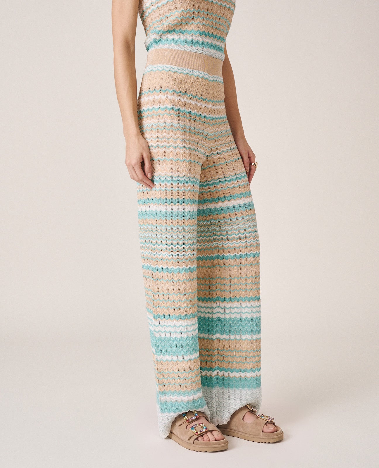 alma-en-pena-straight-knit-trousers-strickhose-blau image 4