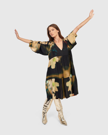 alembika-matador-entspanntes-kleid-floral image 6