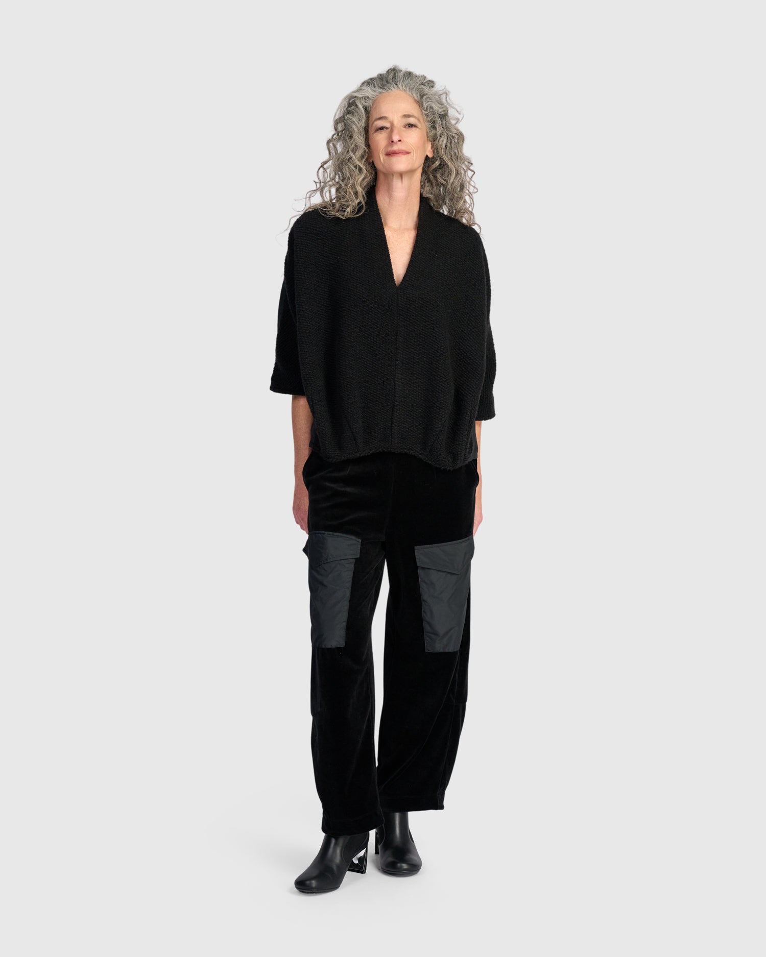 alembika-urban-knit-vav-top-black-oversize-oberteil image 6