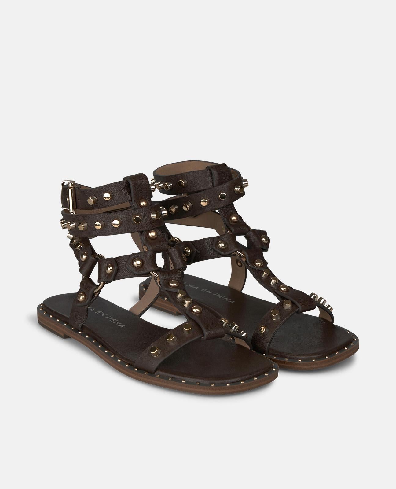 alma-en-pena-alfa-63633-griechische-plateau-sandalen-mit-nieten-braun image 2