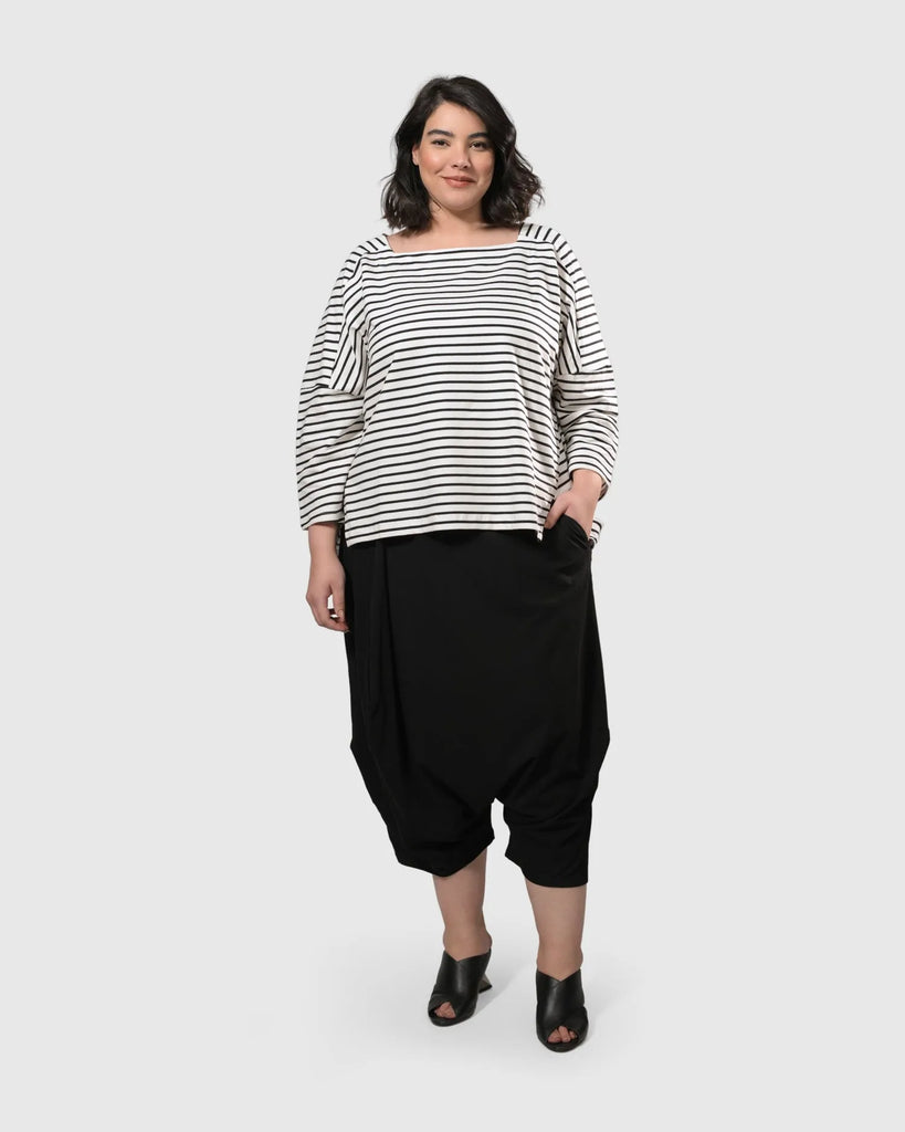 alembika-urban-crop-harem-pants-black-hose image 1