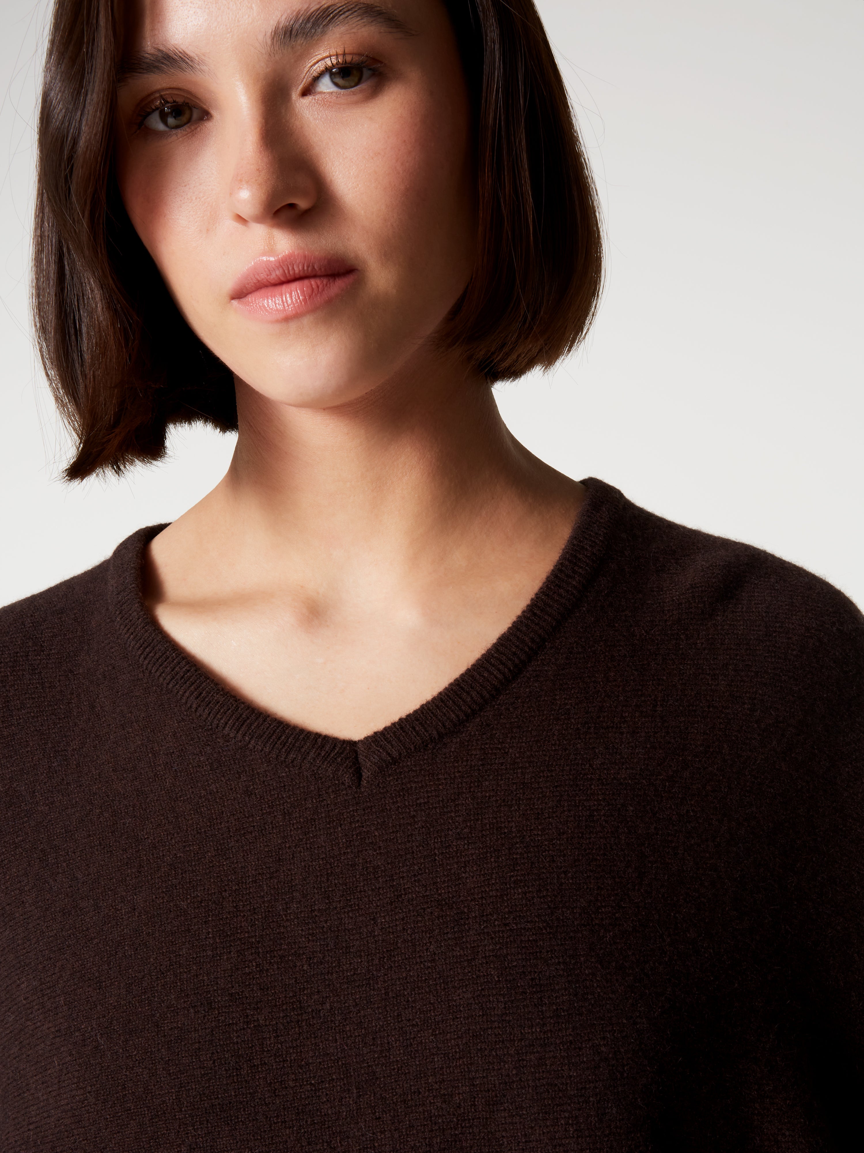 absolut-romane-v-pullover-aus-kaschmir-mit-puff-rmeln-dunkelbraun image 4