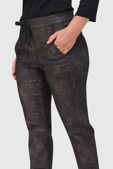 alembika-iconic-stretch-jeans-sepia image 2