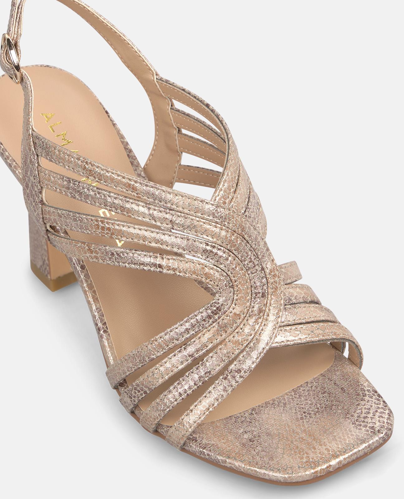alma-en-pena-riemchensandal-camel-metallic-8-cm image 4