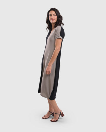 alembika-duo-mini-rib-cocoon-kleid-multi image 7