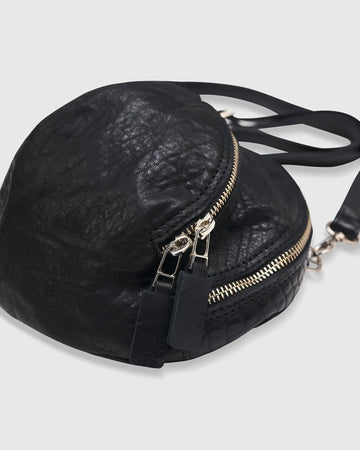 alembika-circle-canteen-bag-runde-ledertasche-schwarz image 2