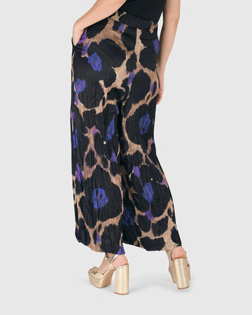 alembika-amethyst-crinkle-palazzo-hose-multi image 2