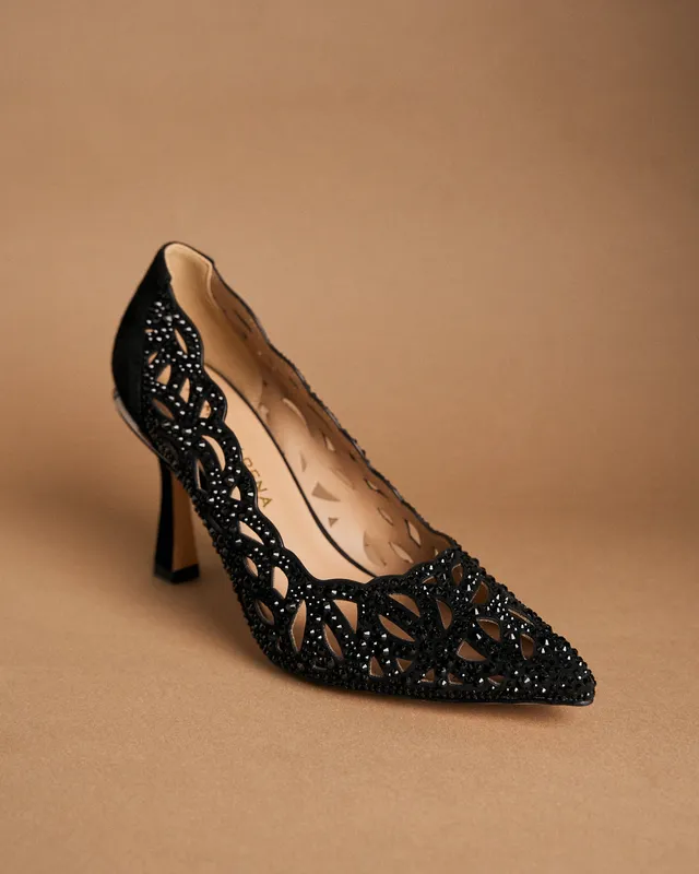 alma-en-pena-pumps-schwarz-gelocht-mit-open-toe-und-8-cm-absatz image 1