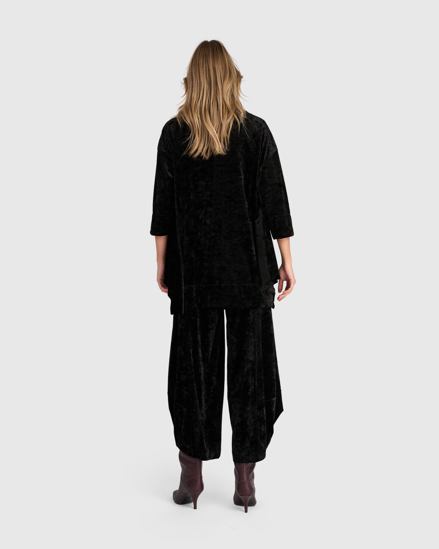 alembika-crushed-velvet-trapeze-top-schwarz-tunika image 6
