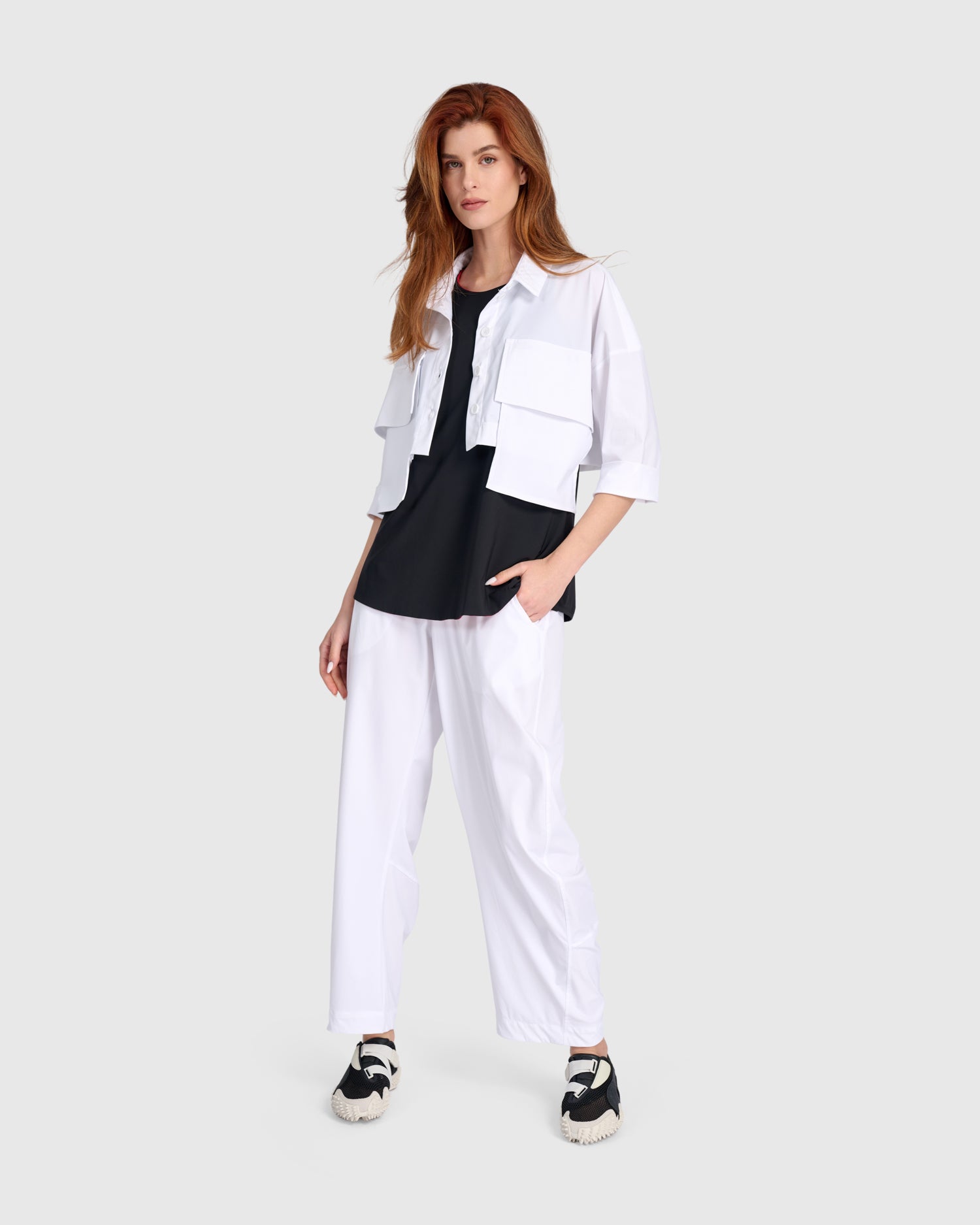 alembika-tekbika-crop-utility-topper-white-kurze-jacke-mit-upf-50 image 6