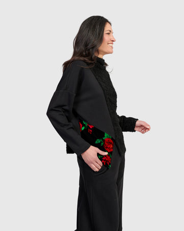 alembika-razzi-boucle-pullover-roses-oversize-jumper image 4