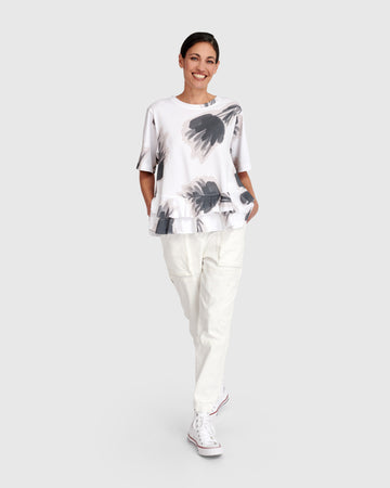 alembika-urban-fleeting-ruffle-tee-cloud-t-shirt image 7