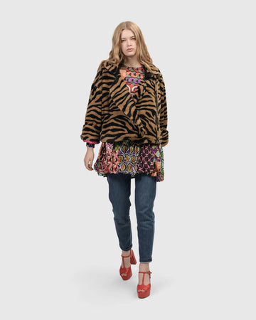 alembika-west-village-jacket-damen-jacke-mit-animal-print image 8